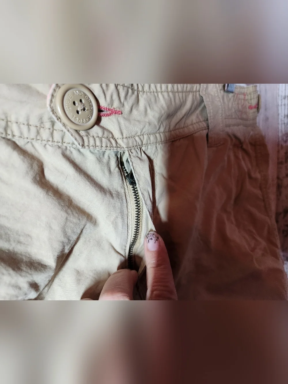 Steve & Barry's Tan Cargo Shorts with Pink Accents Size 12